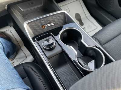 2026 Chevrolet Equinox, $. Photo 8