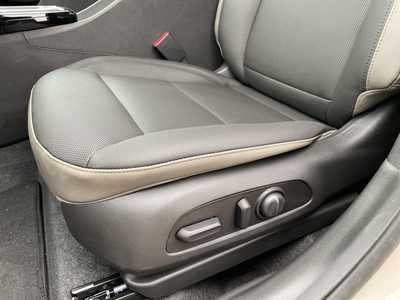 2026 Chevrolet Trax, $28385. Photo 4