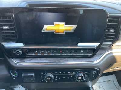 2023 Chevrolet 1500 Crew Cab, $46744. Photo 12