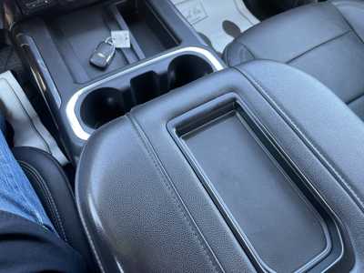 2021 Chevrolet 1500 Crew Cab, $36899. Photo 12