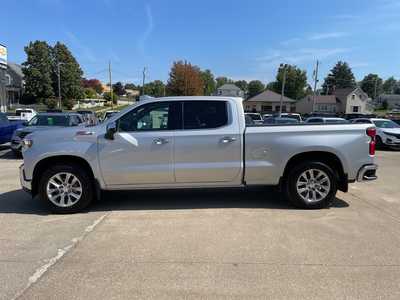 2021 Chevrolet 1500 Crew Cab, $36899. Photo 2