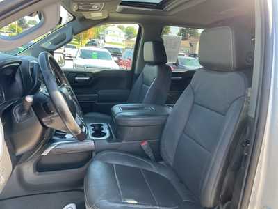 2021 Chevrolet 1500 Crew Cab, $36899. Photo 3