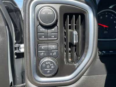 2021 Chevrolet 1500 Crew Cab, $36899. Photo 7