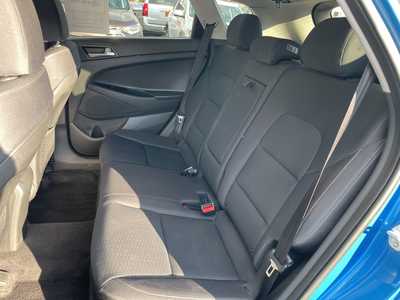 2019 Hyundai Tucson, $13281. Photo 12