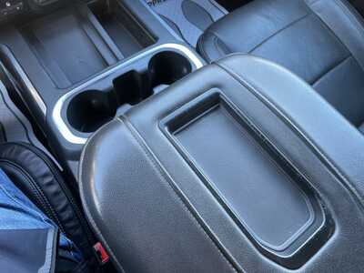 2020 Chevrolet 1500 Crew Cab, $33469. Photo 10