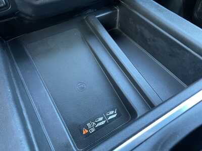 2020 Chevrolet 1500 Crew Cab, $33469. Photo 11