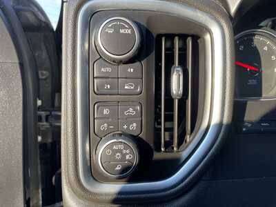 2020 Chevrolet 1500 Crew Cab, $33469. Photo 6