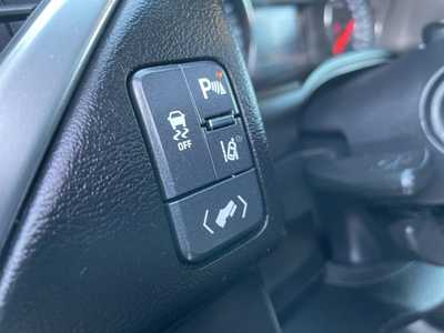 2015 Chevrolet Tahoe, $19487. Photo 6