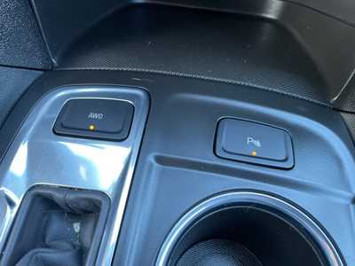 2023 Chevrolet Equinox, $23999. Photo 10