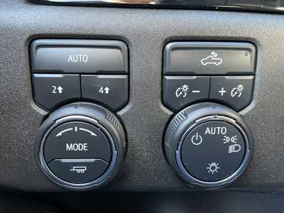 2024 Chevrolet 1500 Crew Cab, $38596. Photo 4