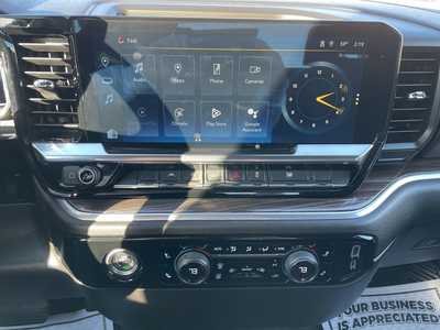 2024 Chevrolet 1500 Crew Cab, $38596. Photo 8