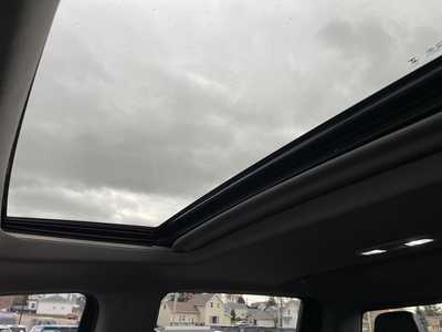 2025 Chevrolet 1500 Crew Cab, $50991. Photo 4