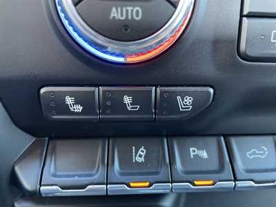 2020 GMC 2500 Crew Cab, $47987. Photo 10