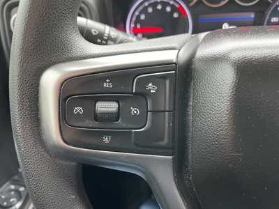 2021 Chevrolet 1500 Crew Cab, $28860. Photo 8