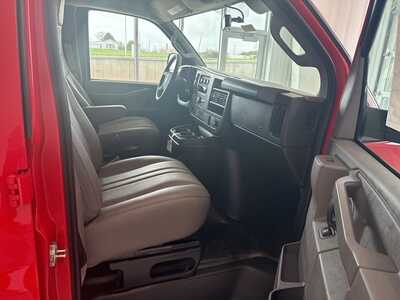 2025 Chevrolet Van,Passenger, $55005. Photo 12