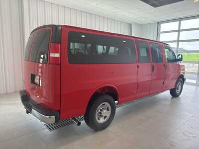 2025 Chevrolet Van,Passenger, $55005. Photo 4