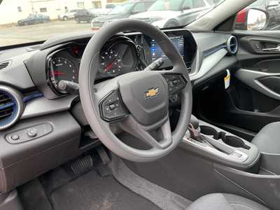 2026 Chevrolet Trax, $24385. Photo 4