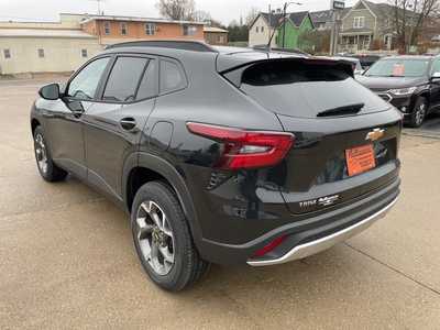 2026 Chevrolet Trax, $25885. Photo 12