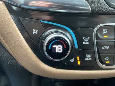 2023 Chevrolet Equinox, $23612. Photo 12