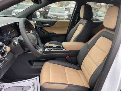 2026 Chevrolet Equinox, $40780. Photo 3