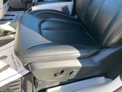 2024 Chrysler Pacifica, $28959. Photo 4