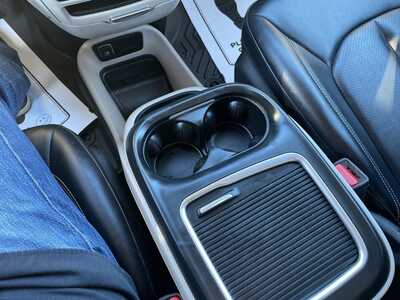 2024 Chrysler Pacifica, $28959. Photo 9