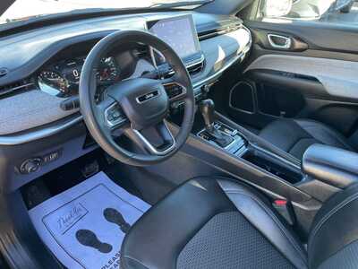 2024 Jeep Compass, $19976. Photo 4