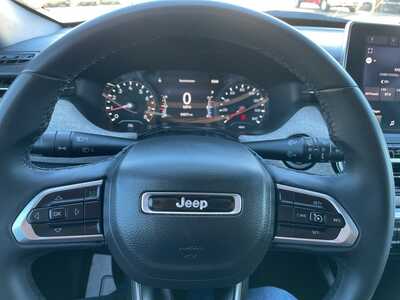 2024 Jeep Compass, $19976. Photo 6