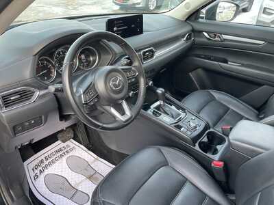 2025 Mazda CX-5, $26829. Photo 4
