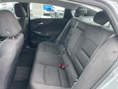 2024 Chevrolet Malibu, $20993. Photo 11