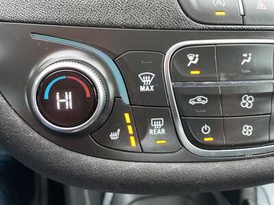 2024 Chevrolet Malibu, $20993. Photo 9