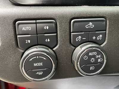 2024 Chevrolet 1500 Crew Cab, $47571. Photo 6