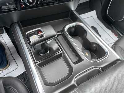 2024 Chevrolet 1500 Crew Cab, $49989. Photo 11