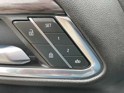 2024 Chevrolet 1500 Crew Cab, $49989. Photo 6