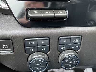 2024 Chevrolet 1500 Crew Cab, $49989. Photo 7
