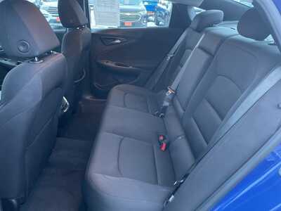 2023 Chevrolet Malibu, $17376. Photo 10