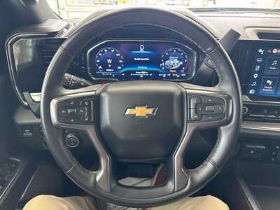 2025 Chevrolet 3500 Crew Cab, $73455. Photo 10