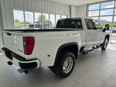 2025 Chevrolet 3500 Crew Cab, $73455. Photo 5