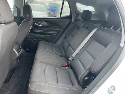 2024 GMC Terrain, $23944. Photo 9