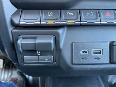 2026 Chevrolet 2500 Crew Cab, $56900. Photo 9