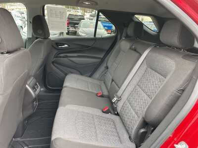 2024 Chevrolet Equinox, $24979. Photo 12