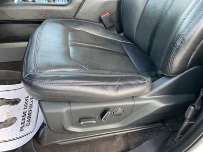 2020 Ford Expedition, $29865. Photo 4