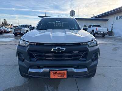 2026 Chevrolet Colorado Crew Cab, $43270. Photo 2