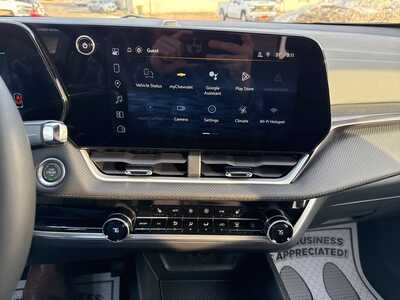 2026 Chevrolet Equinox, $36790. Photo 9