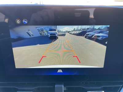 2025 Chevrolet Equinox, $27889. Photo 11