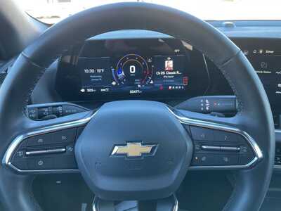 2025 Chevrolet Equinox, $27889. Photo 5