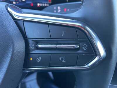 2025 Chevrolet Equinox, $27889. Photo 6