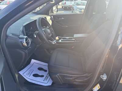 2025 Chevrolet Equinox, $27720. Photo 9