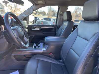 2024 Chevrolet 3500 Crew Cab, $64999. Photo 4