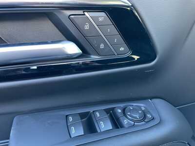 2026 Chevrolet Suburban, $76020. Photo 4